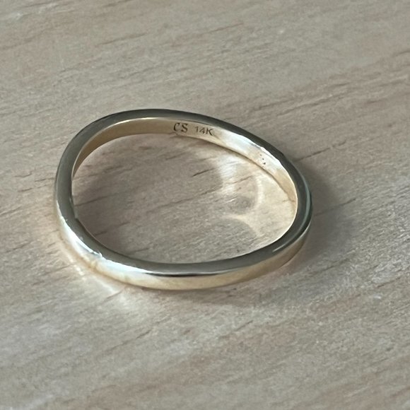 New Casual Seance 14K Gold Curve Band - Picture 6 of 10